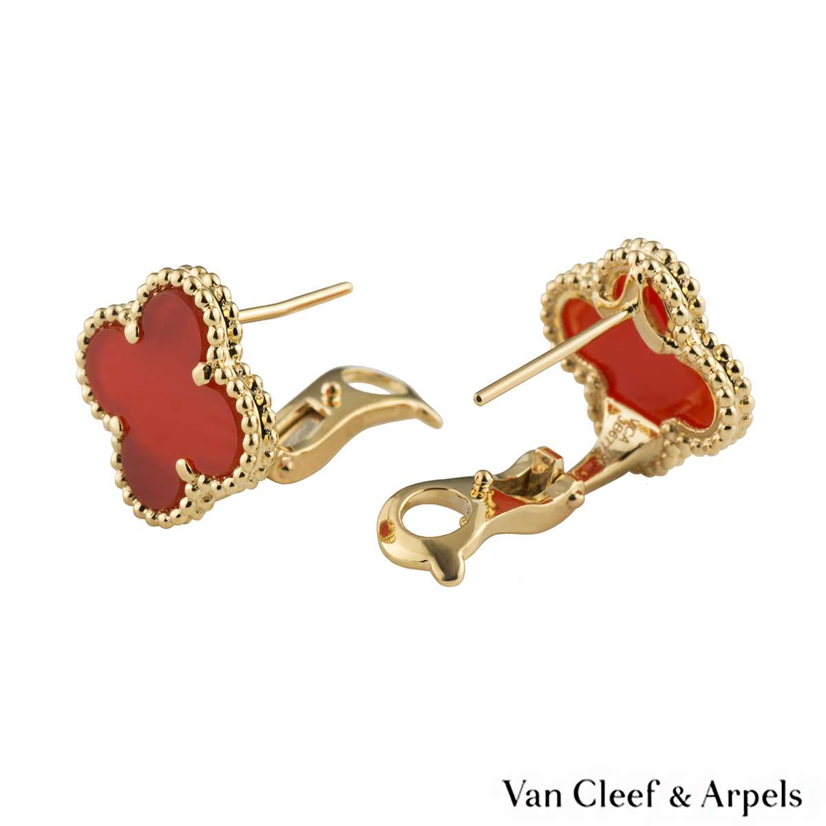 Van cleef vintage. Швенза Ван Клиф. Серьги Ван Клиф английский замок. Ван Клиф серьги застежка. Серьги и кольца Ван Клиф.